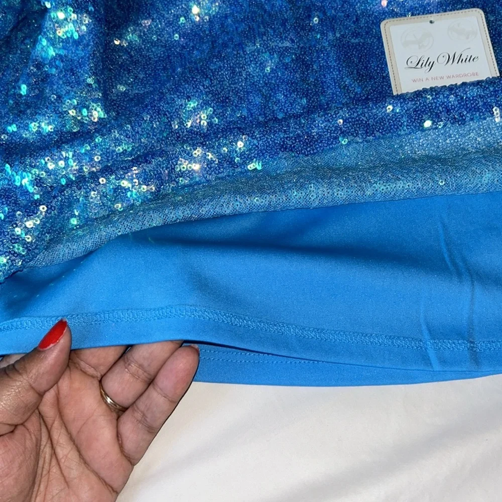 Lily White | Womens Blue Sequin Crop Top w/ Lining & Keyhole Cutout - Size XL - Picture 12 of 12